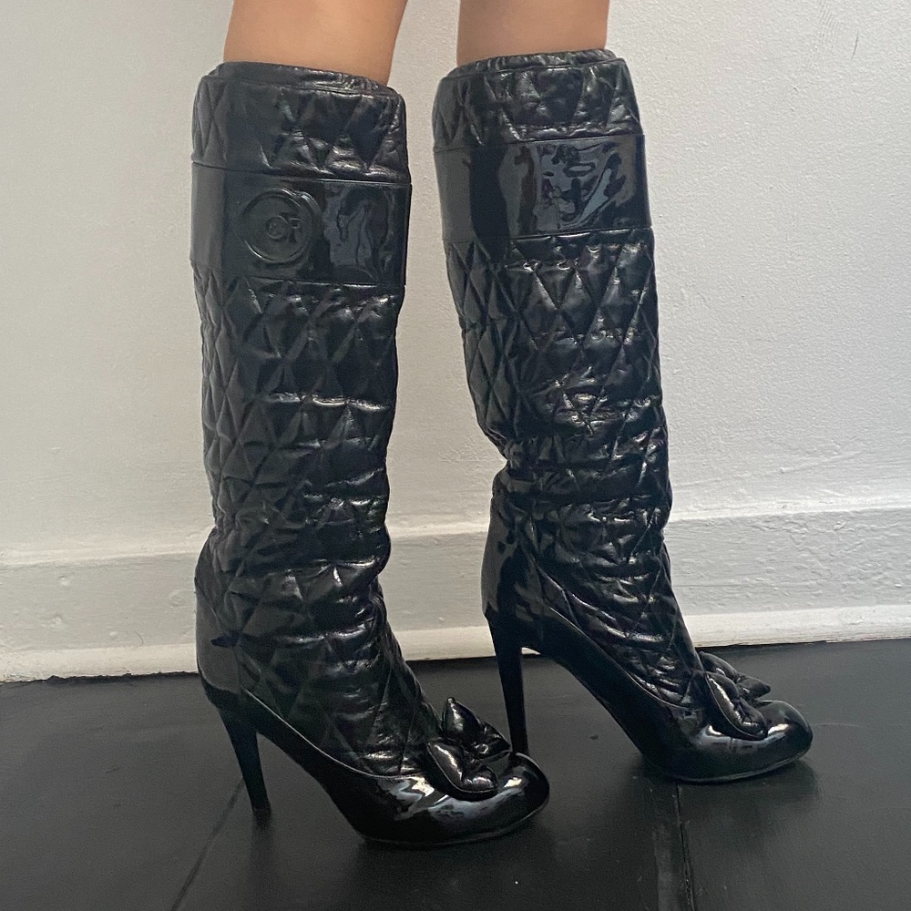 Victor and Rolf Glossy Black High Heeled Boots